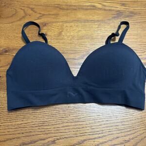 Maidenform Solid Black Wireless Comfort Bra Women's Size Small